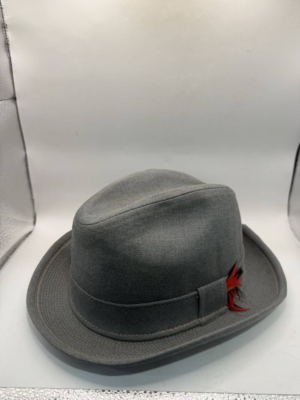 Vintage Men’s Gray Fedora Hat Large 7 1/4-7 3/8 Union Made USA Feather *